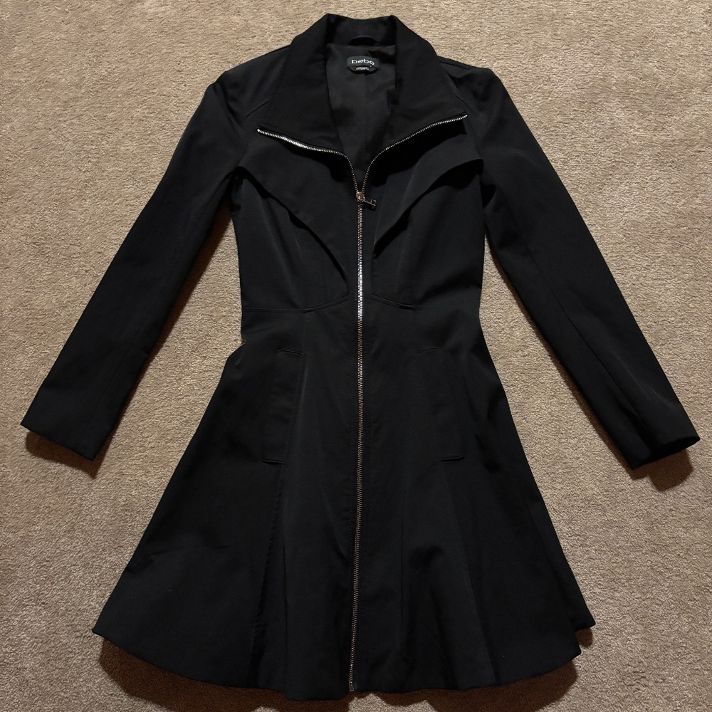 Bebe Trench Coat NWOT